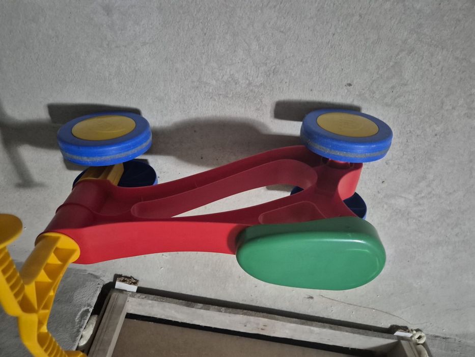 Детски играчки по 10лв.