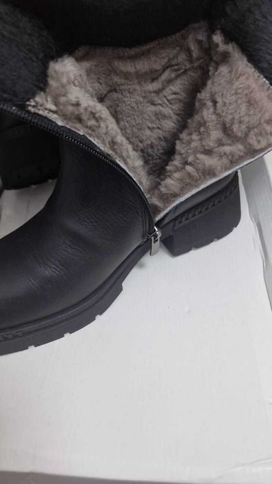 Зимние сапоги     .