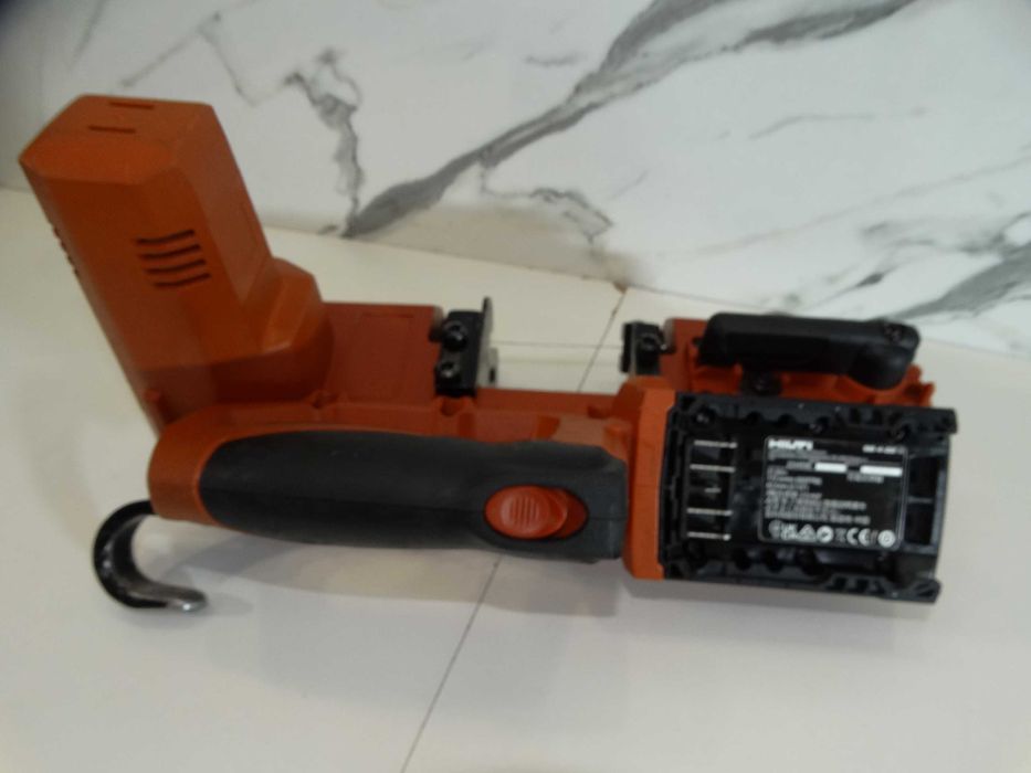 Hilti SB 4 - 22 / Nuron - Лентов трион / банциг