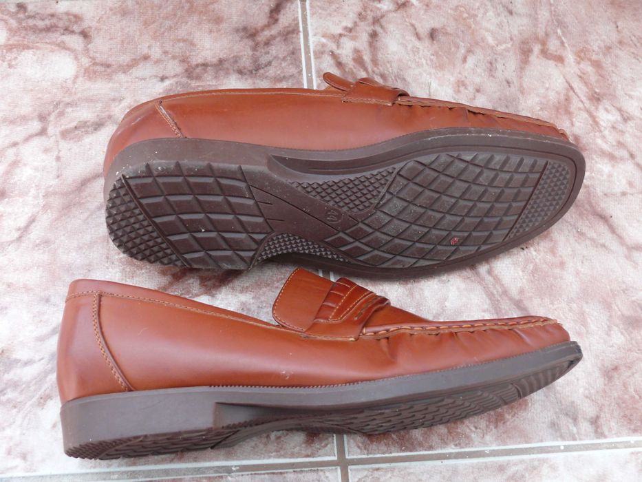 Pantofi noi, piele, marca Oskon, nr.44