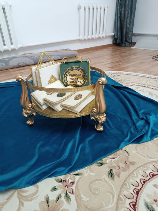 Корзины орг стекла и пластиковые