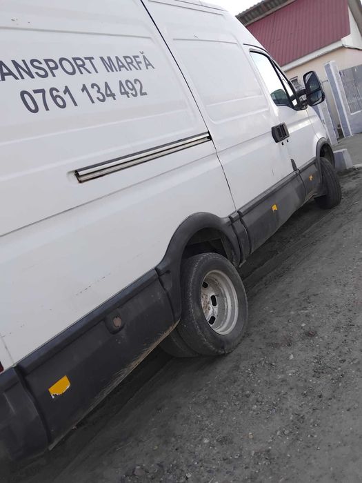 Autoutilitara Iveco Daily