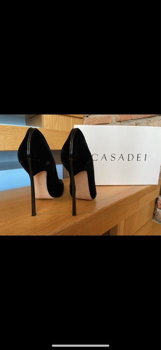 Обувки - Casadei