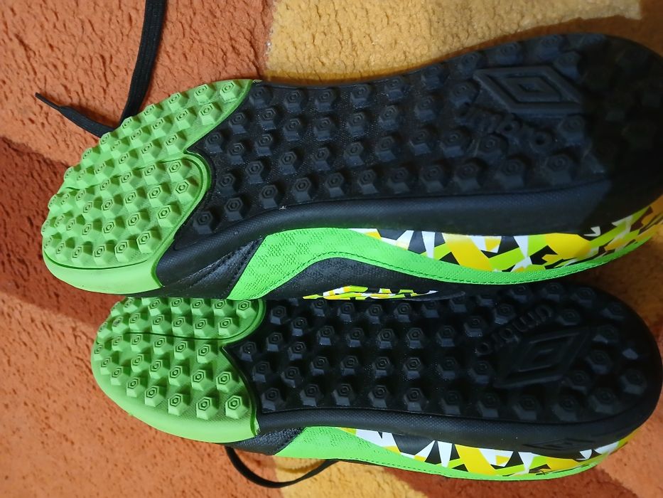 Стоножки umbro 39н