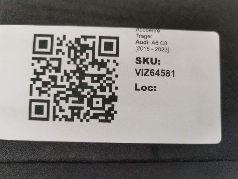 Ауди А6 Ц8 / Audi A6 C8 Оригинален теглич в добро състояние