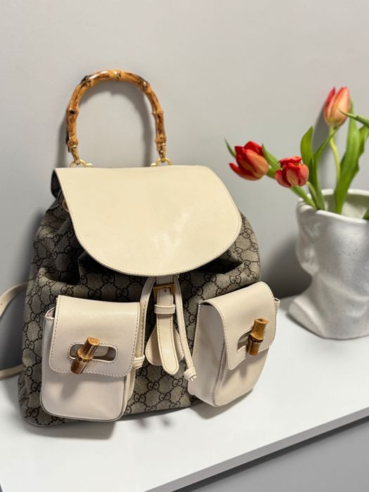 Бежова дамска раница