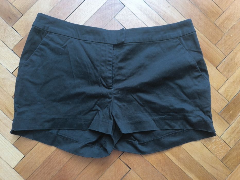 Дамски къси панталони