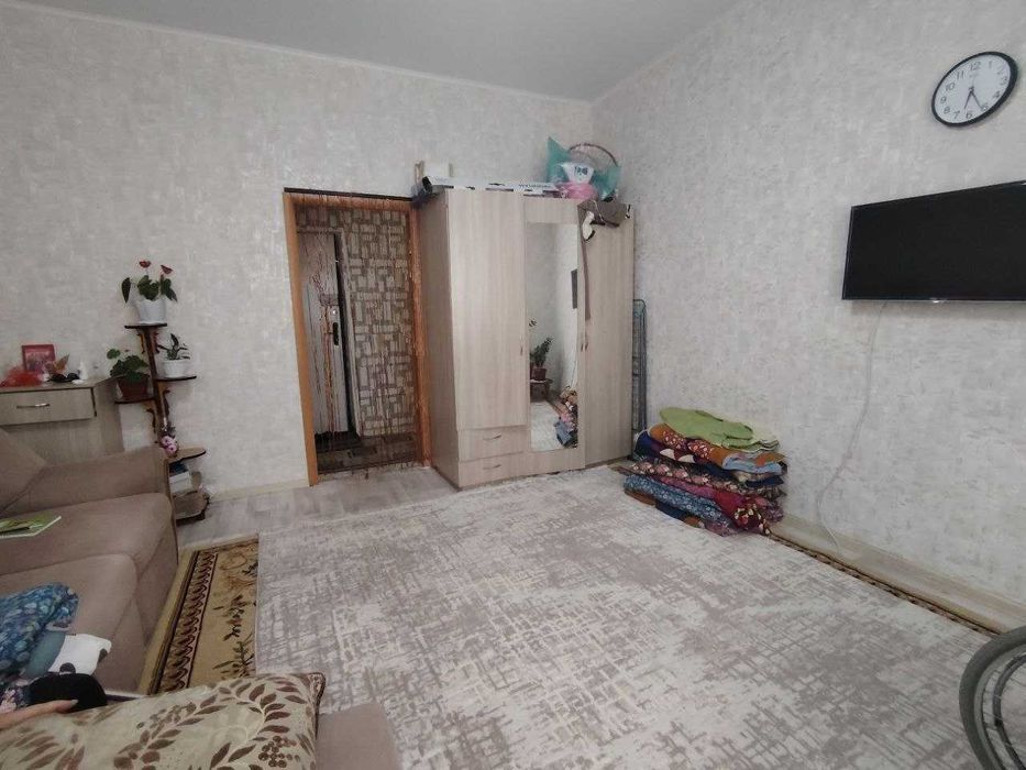 Продам 2 комнатную квартиру