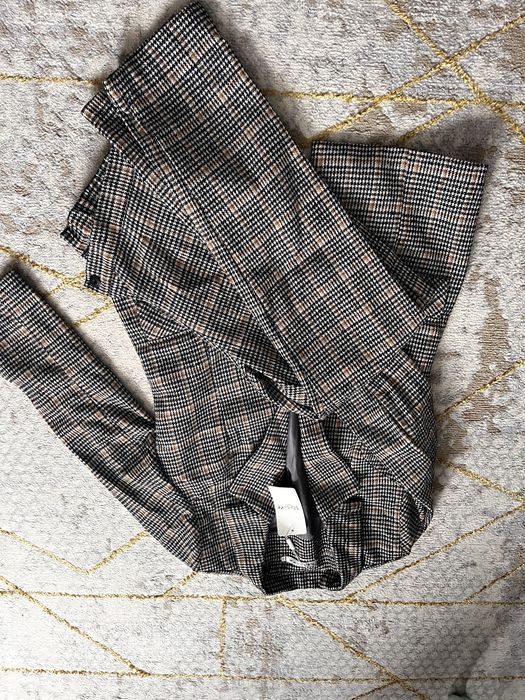 Продам брючной костюм