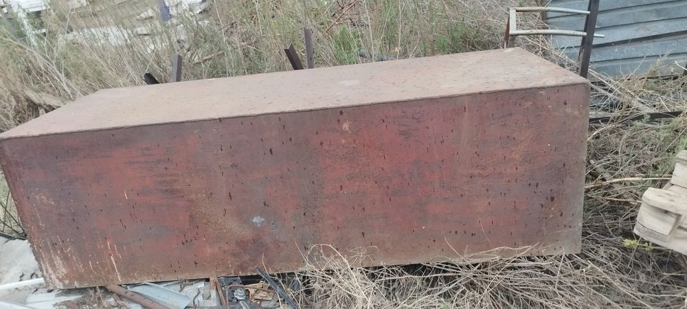 Железный бадя ёмкость продаём