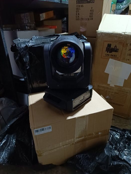 Moving head Beam mini 7 R 200 w Led Consum 280 W