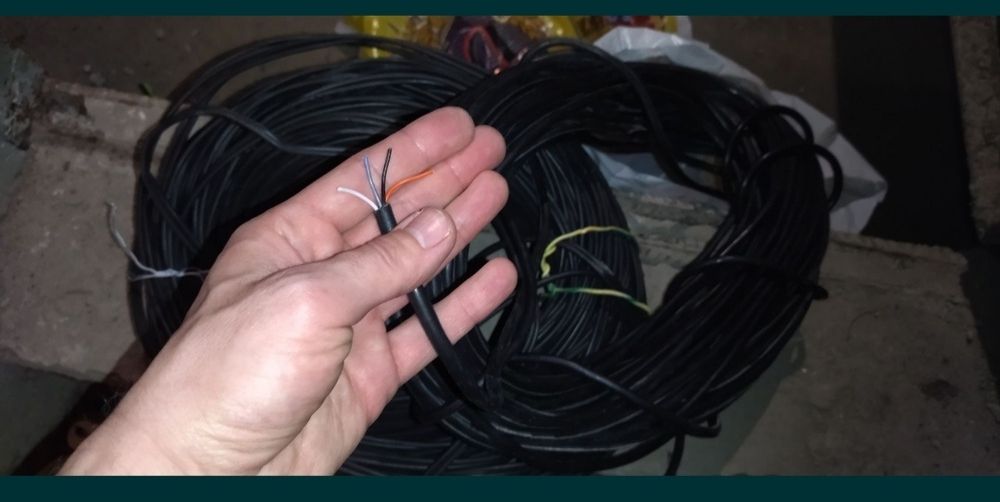 Cablu vechi pentru telefon fix