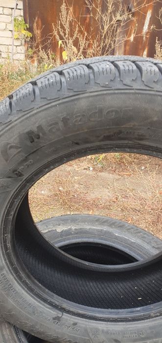Срочно продам комплект шин