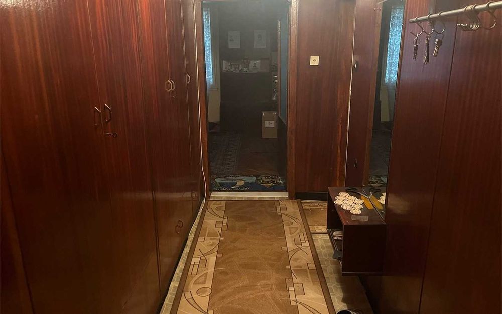 Продава се Четиристаен апартамент в Търговище, Център - 120 кв.м за 1275 €/кв.м - Снимка #5