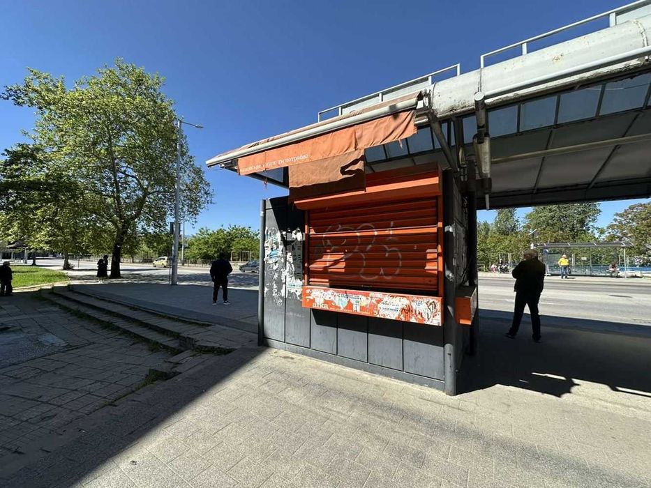 Дава се под наем Магазин в Пловдив, Кючук Париж - 9 кв.м за 357 € - Снимка #5