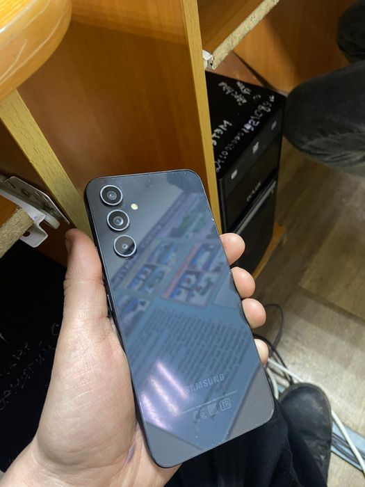 Срочно продам Самсунг А54