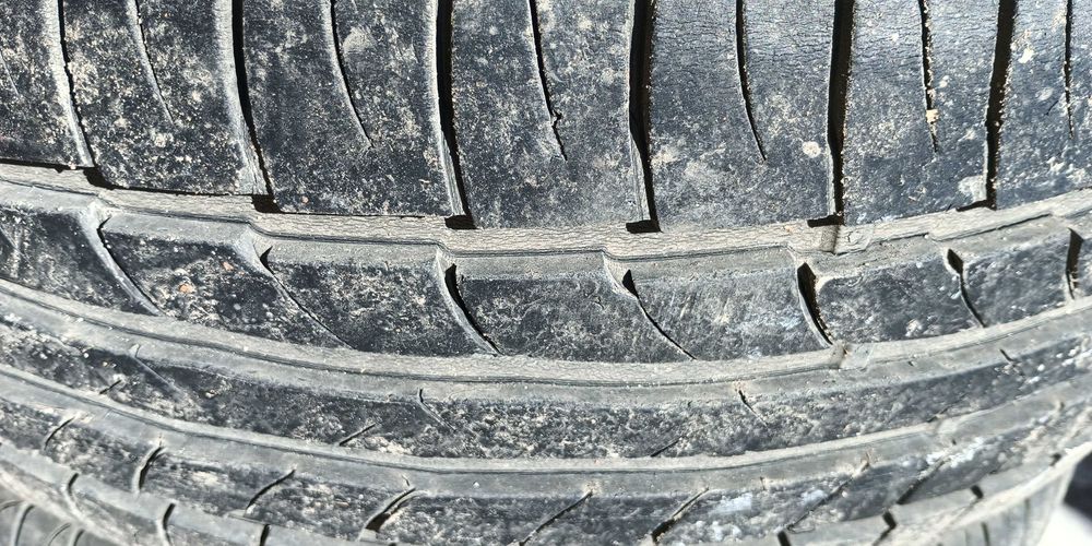 Зимни Гуми Debica 205-55-16