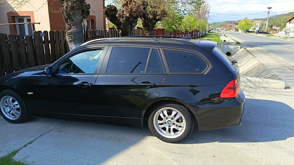 Vând  BMW e 91 320 d cutie manuala stare bună