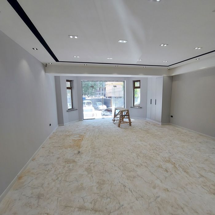 Сдаётся помещение 50 кв под офис, магазин, аптека, барбершоп итд.