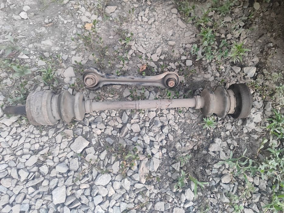 Мерс 124 по запчастям