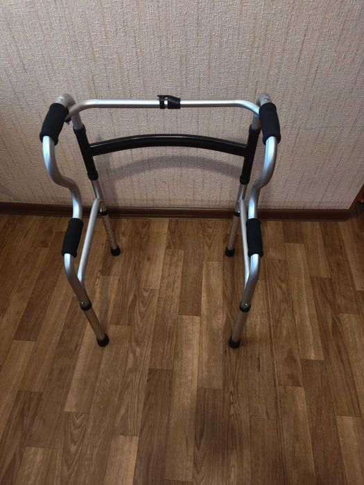 Ходунки для взрослых