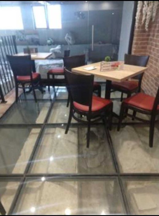 Продавам кокетно кафене 91 м2 в топ център гр. Варна