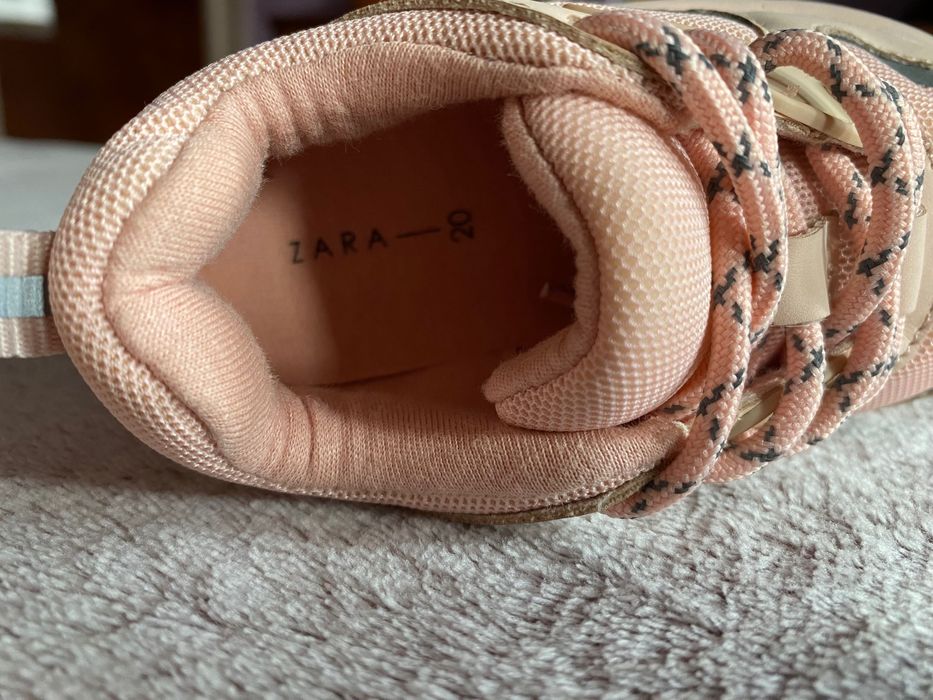 Детски маратонки ZARA Нови!