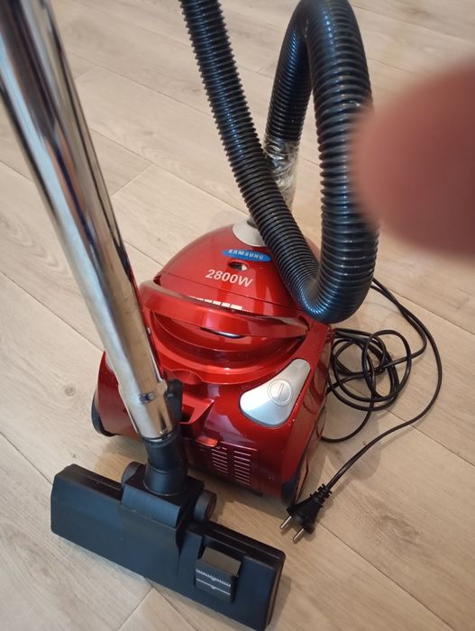 Пылесос в хорошем состояний