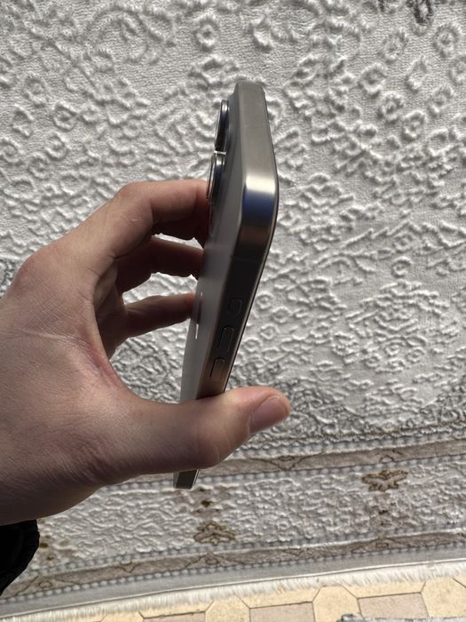 Iphone 15pro max 90%