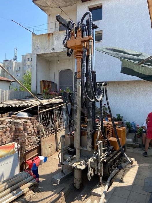 Предлагаме сондажи за вода и изкопни услуги