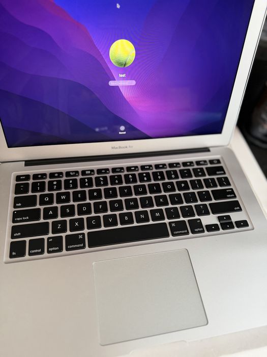MacBook Air 13” (2017) | 8GB RAM | 128GB SSD | Отлично състояние