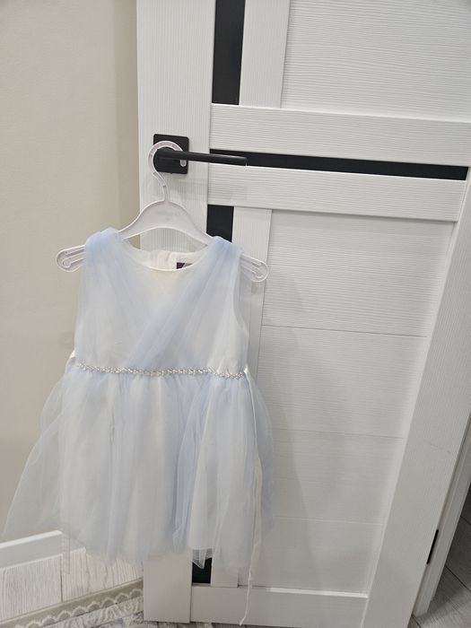 Продам Платье для девочек