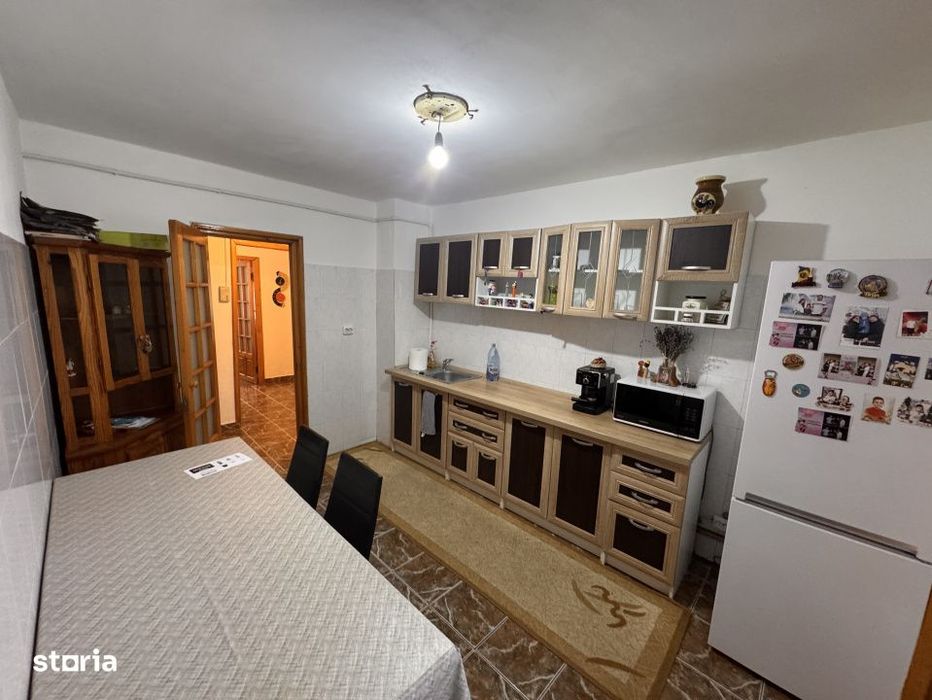 Apartament 3 camere, 68 mp, Craiovita Noua - Promenada Mall