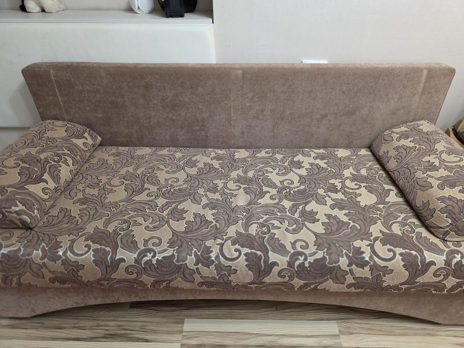 Продам диван в отличном состоянии