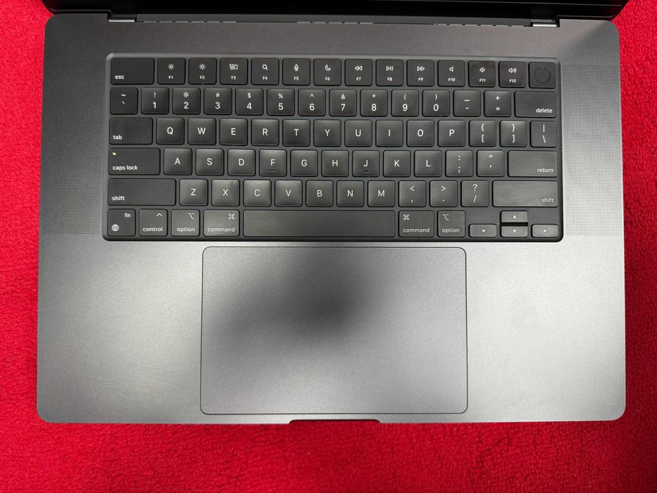 MACBOOK PRO 16 M4 PRO 14CPU 20GPU 24/512