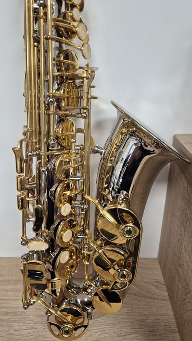 Алт Саксофон Ново