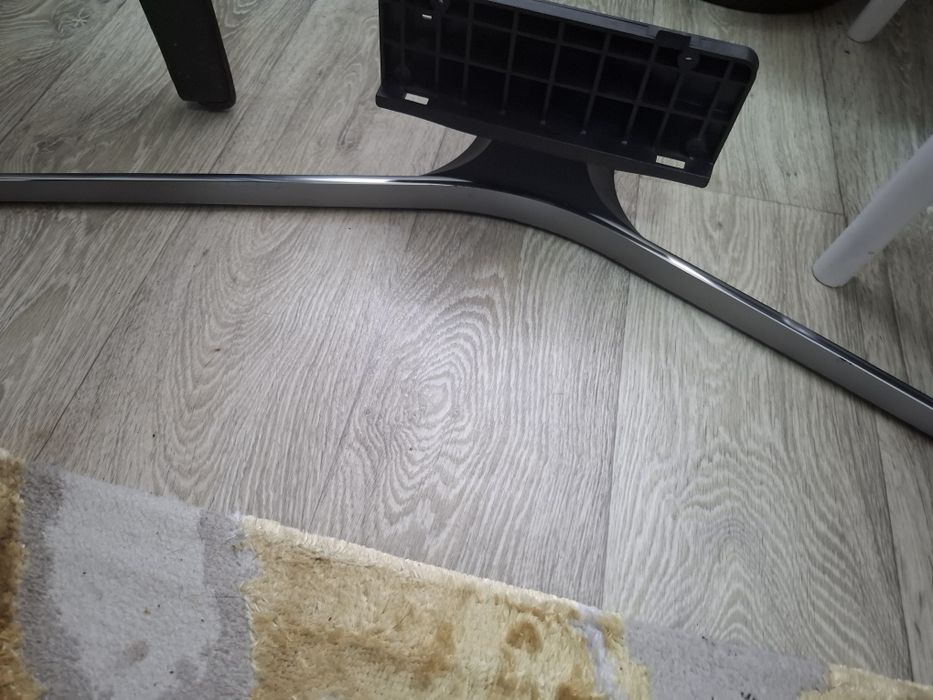 Placa de baza ,sursa,barete led etc,