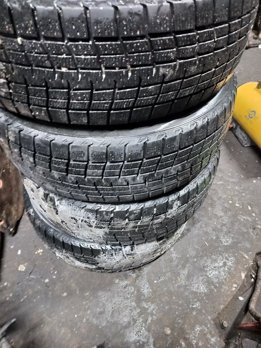Продам шины зимние