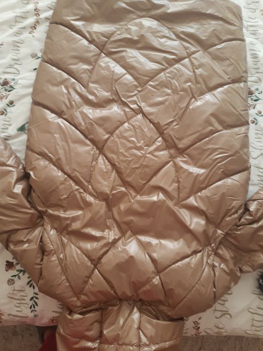 Дамско яке със свалящи се ръкави Mohito