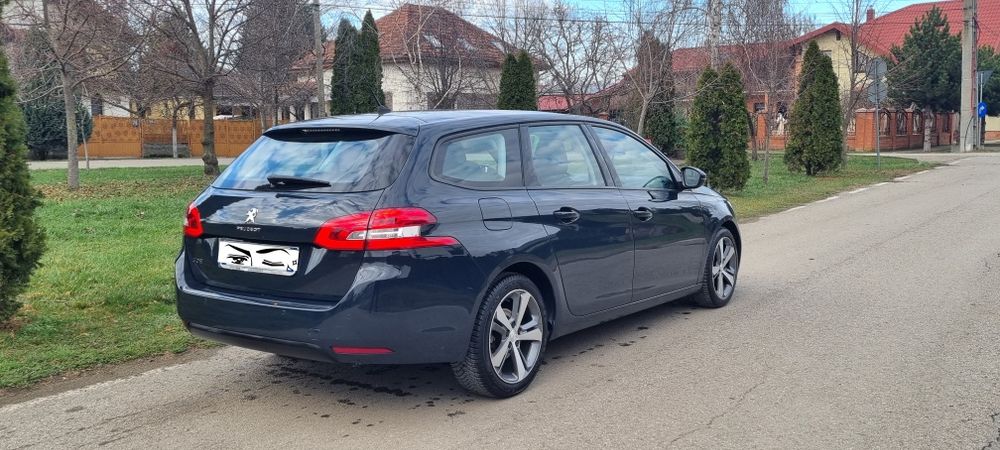 Peugeot 308 an 2018 motor 1.6 Diesel Euro 6 impecabil