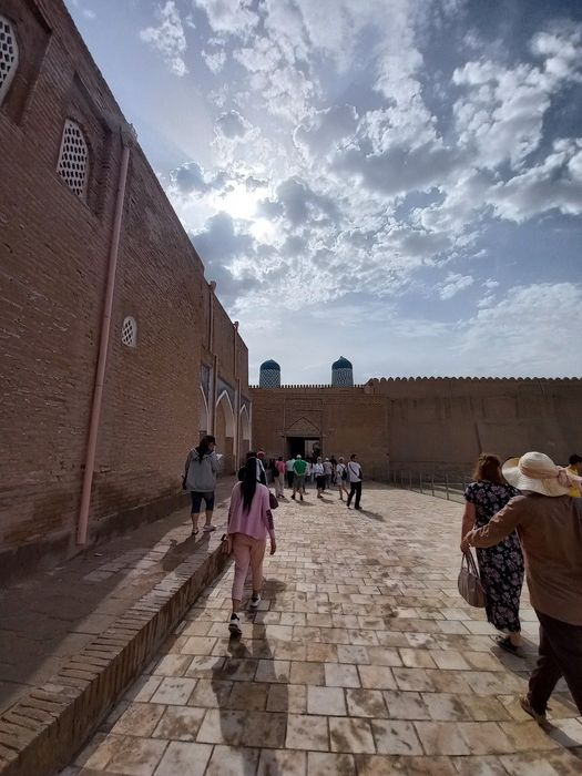 Ózbekiston bóylab qulay va arzon sayohat