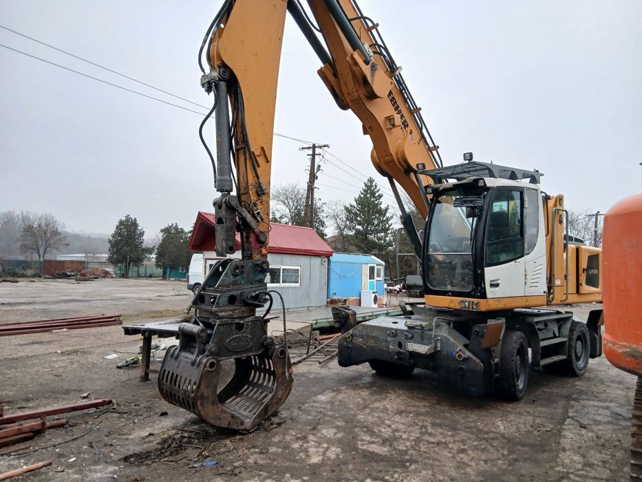 De vanzare utilaj fucs marca LIEBHERP