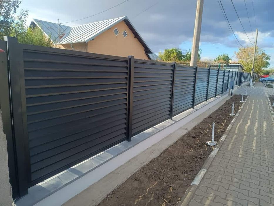 Construim garduri și porți