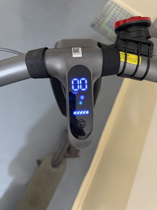 Yadea ElitePrime elektro samokat (electric scooter)