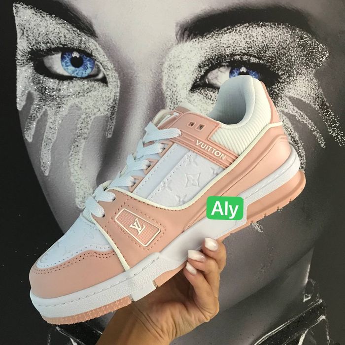 Adidasi dama si barbati