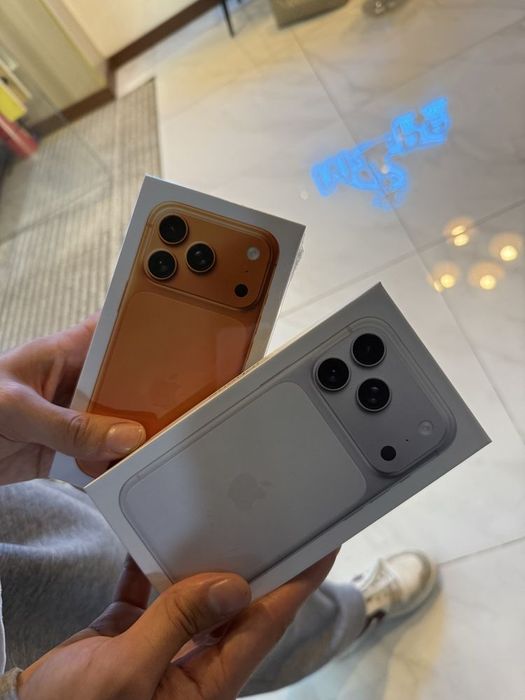 iPhone XR в корпусе 17 pro