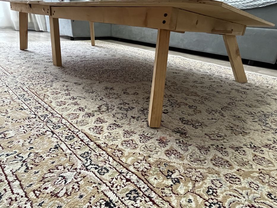 Азиатский  стол