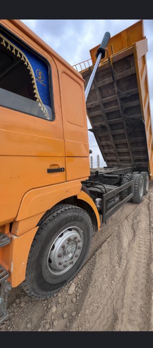 Погрузчик фронтальный