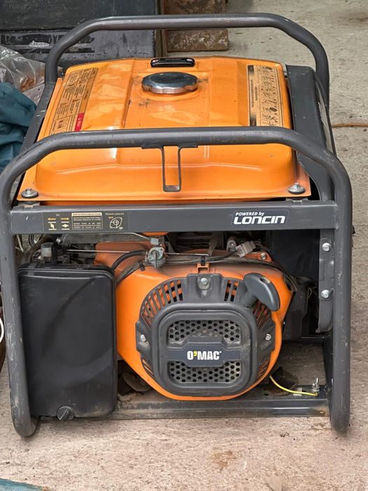 Generator monofazic ats panouri fotovoltaice