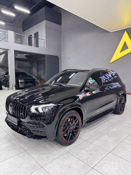 Mercedes Benz GLE53 4matic